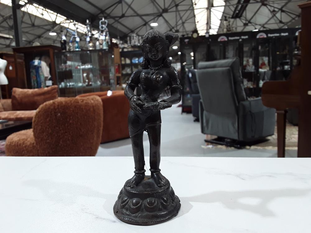 DÉESSE INDIENNE EN BRONZE FIN 19ÈME 