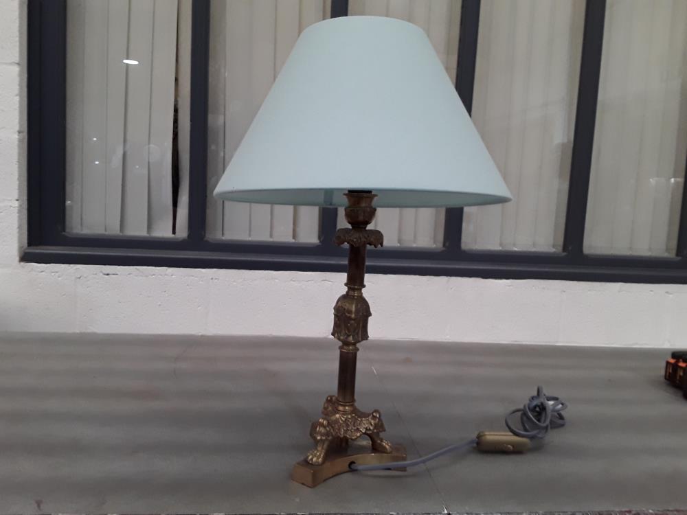LAMPE À POSER 