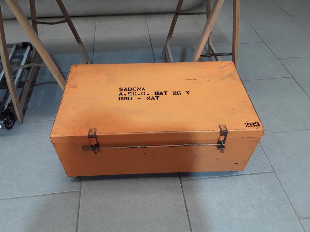 COFFRE ET OUTILLAGE SABENA ANNÉE 60