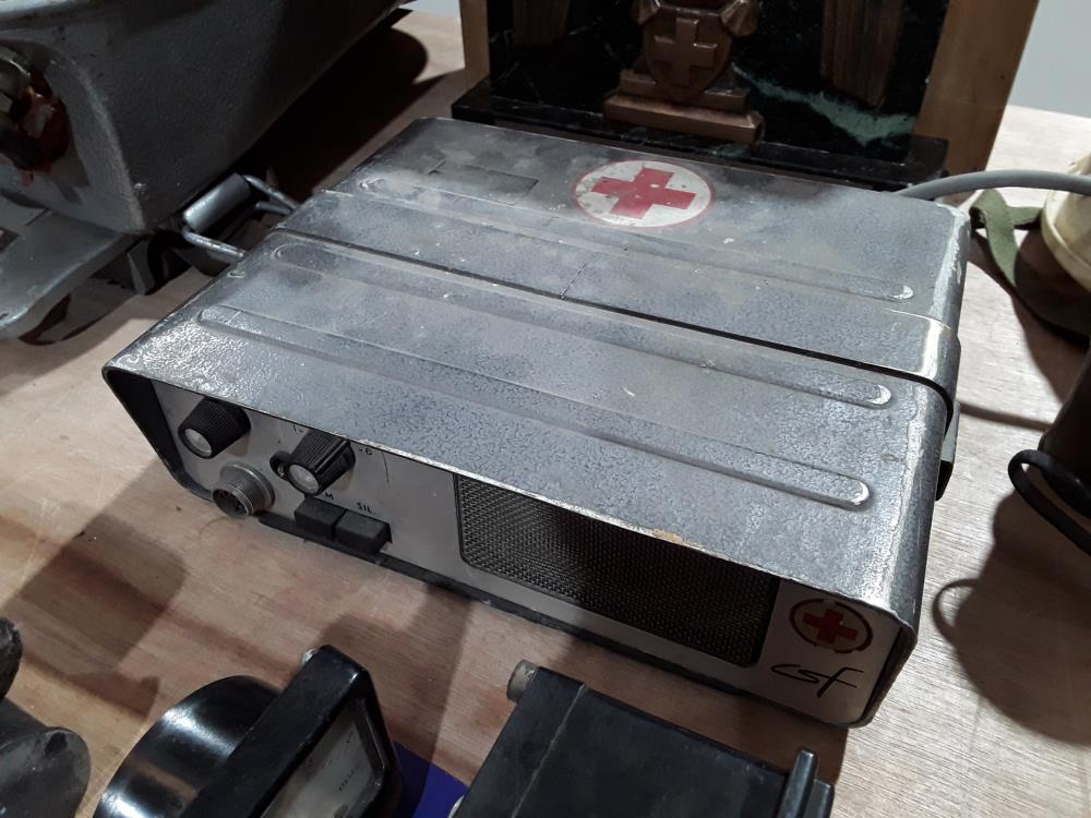 RADIO PORTATIVE MF 960 