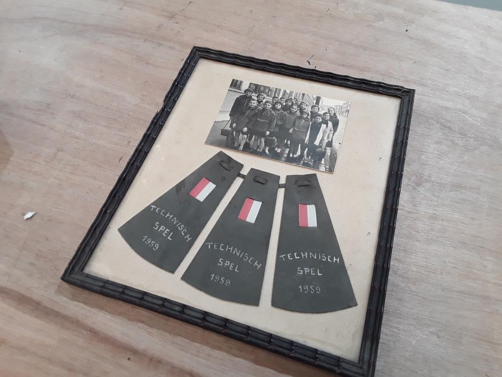 CADRE CROIX ROUGE ANNÉE 50 