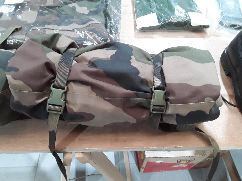 HOUSSE DE SAC DE COUCHAGE EXTÉRIEUR ARMÉE 