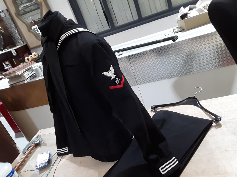 TENUE VESTE PANTALON MARINE AMÉRICAINE NAVIRE U.S.S KIRK