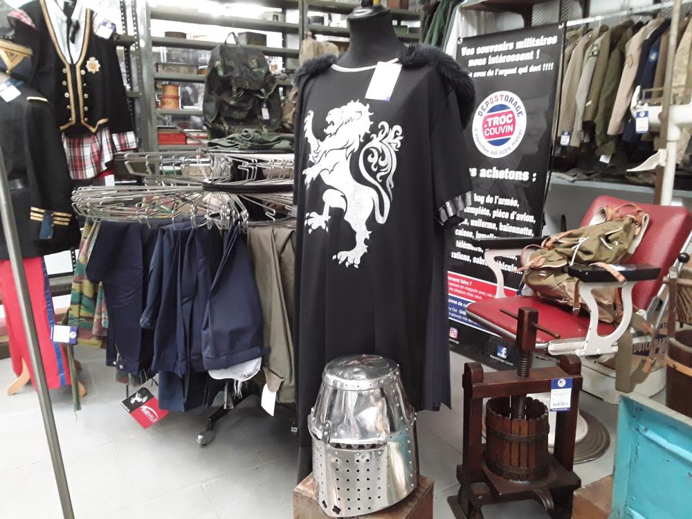 HEAUME DE CHEVALIER MEDIEVALE RECONSTITUTION 