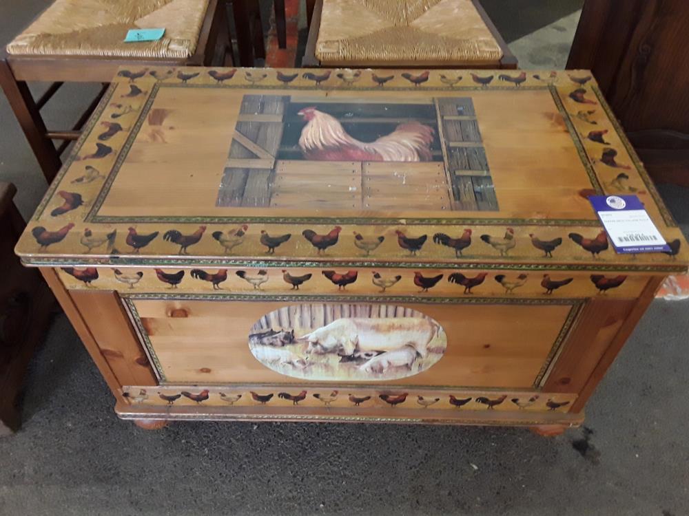 COFFRE DECO COLLAGE POULE 