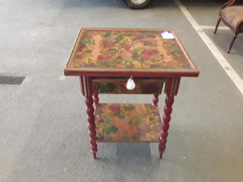 PETIT MEUBLE ROUGE DECO COLLAGE