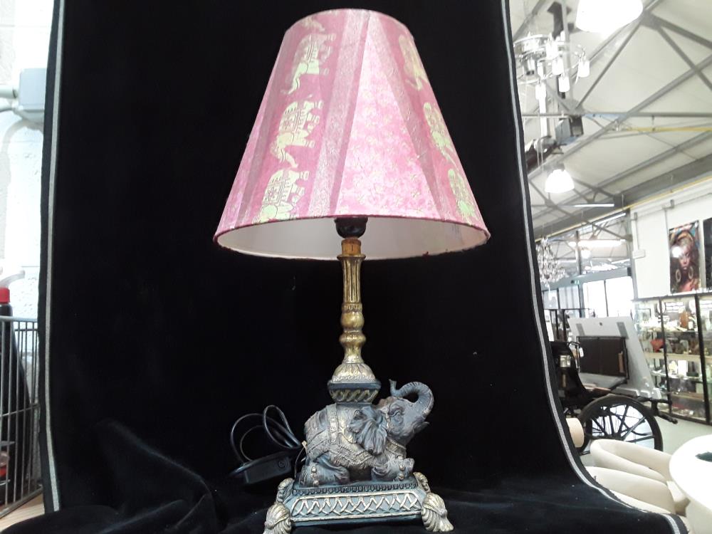 LAMPE ELEPHANT GANESH