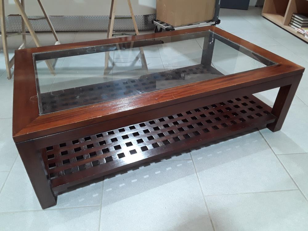 TEBLE DE SALON EN TECK ET VERRE 1M35/80CM