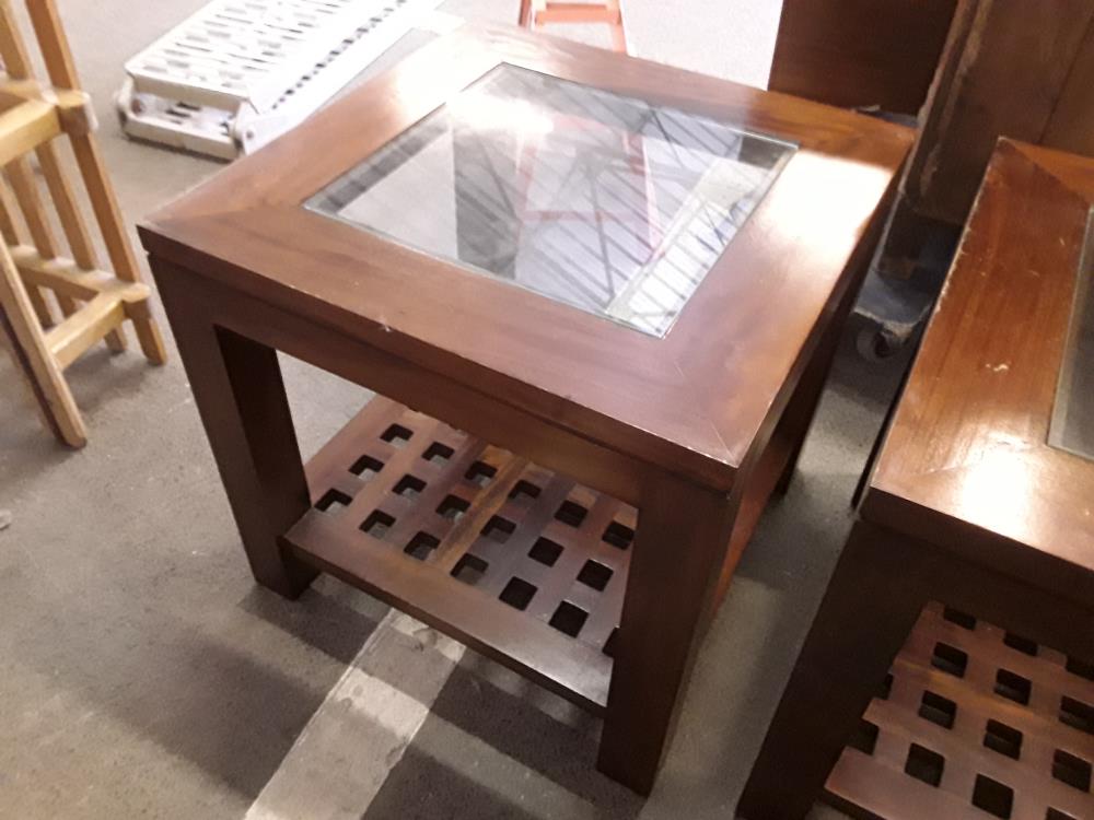 TABLE DE SALON BOUT DE CANAPÉS 