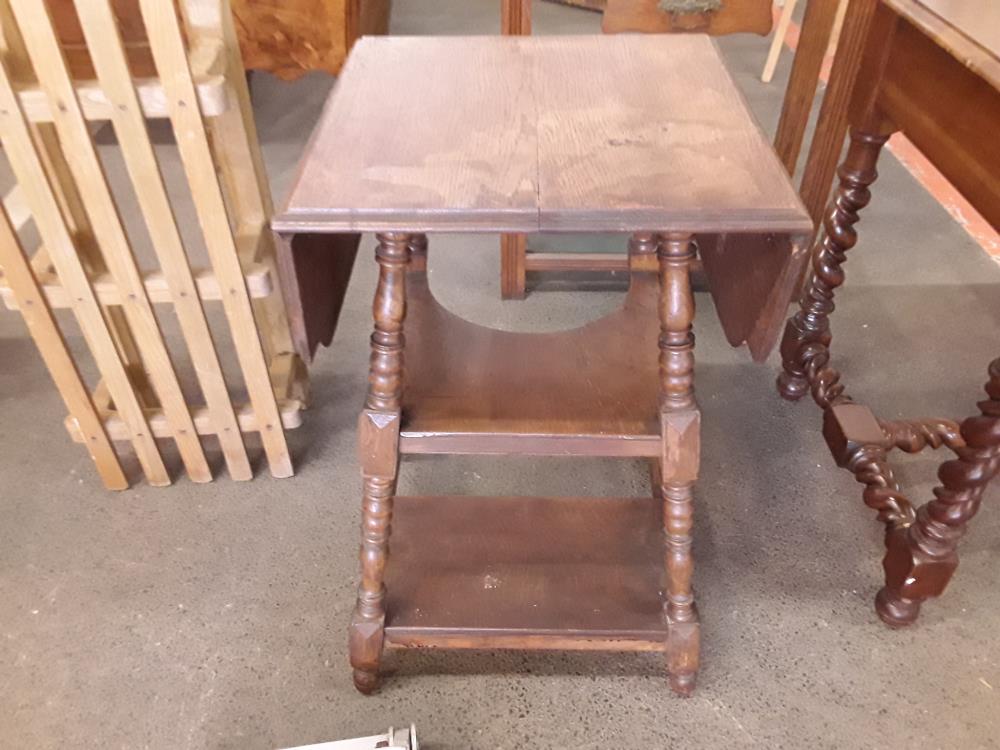 TABLE À RABAT EN CHENE 