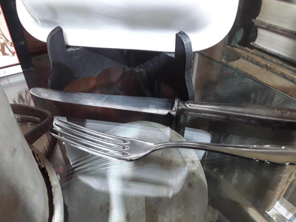 COUTEAU BASE DE FLORENNES 