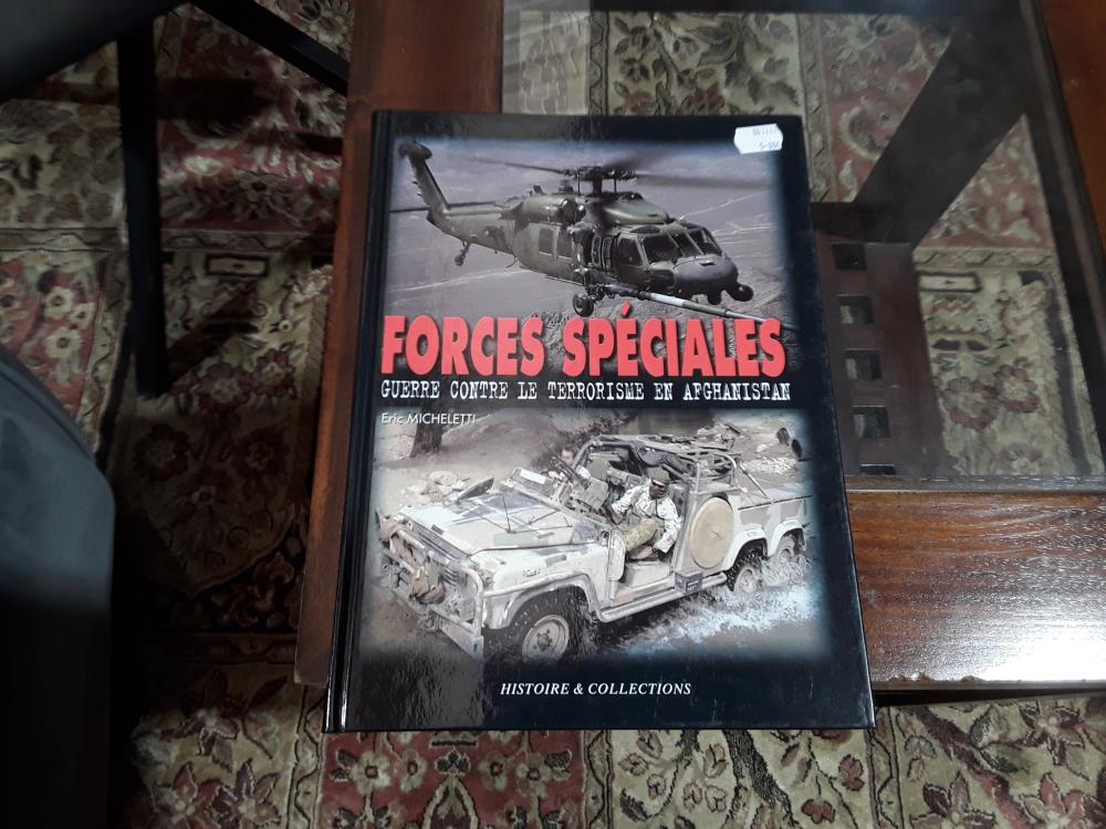 LIVRE FORCE SPÉCIALES 