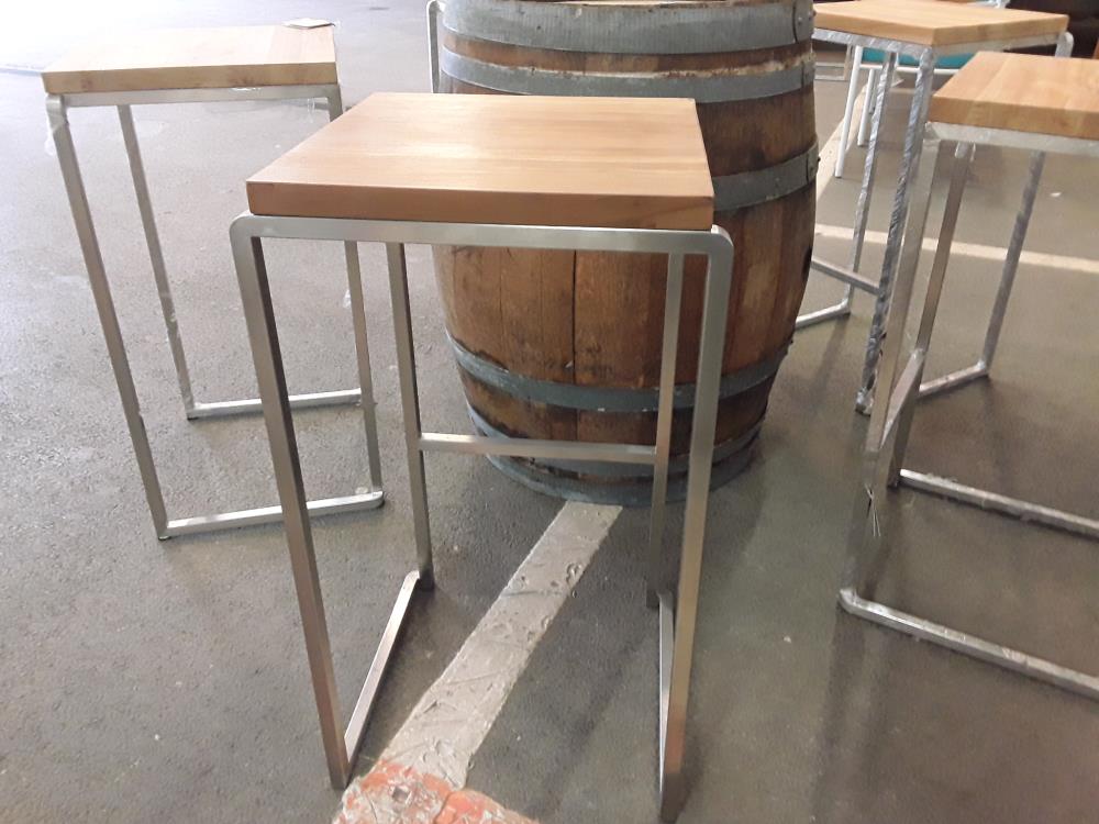 TABOURET KUBO SMART BAR INOX ET TECK DESIGN