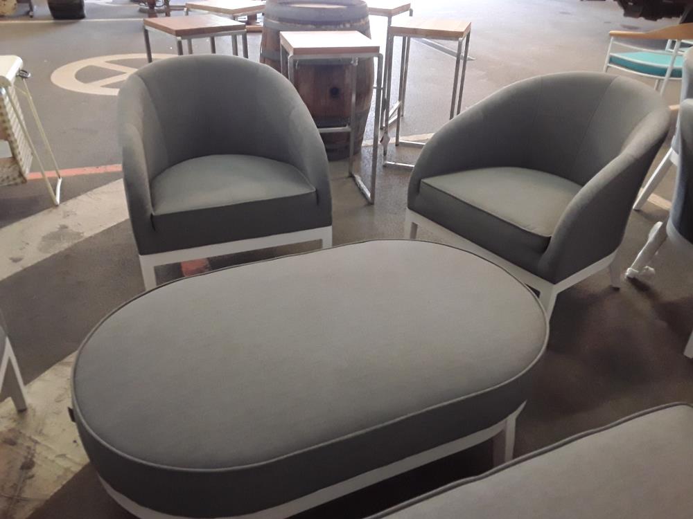 SALON DE JARDIN DESIGN 3 FAUTEUILS  1 BANQUETTE SUNBRELLA ALU ET TISSU EXTÉRIEUR  