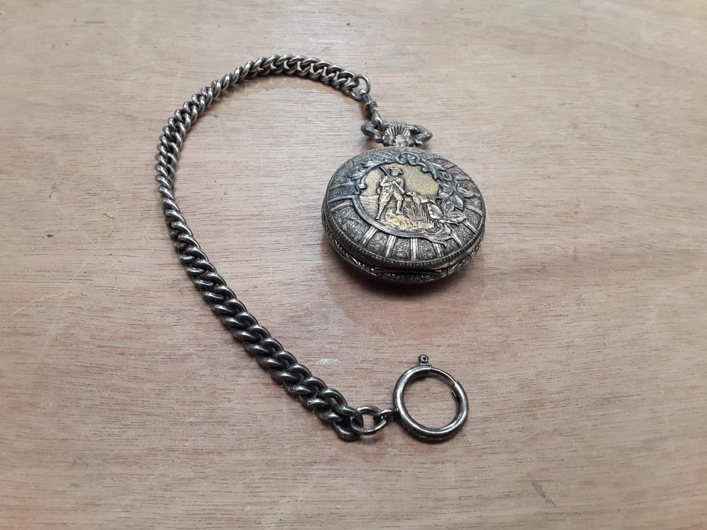 MONTRE GOUSSET REPRO AVEC CHAINE 