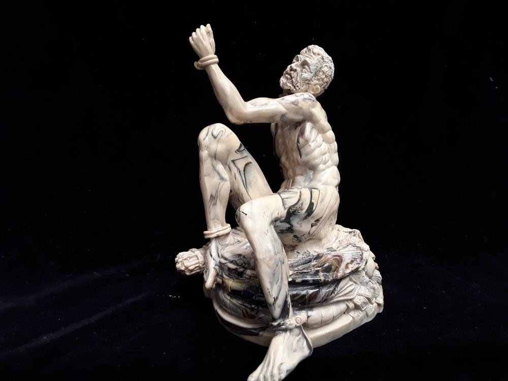 SCULPTURE PRISONNIERS 