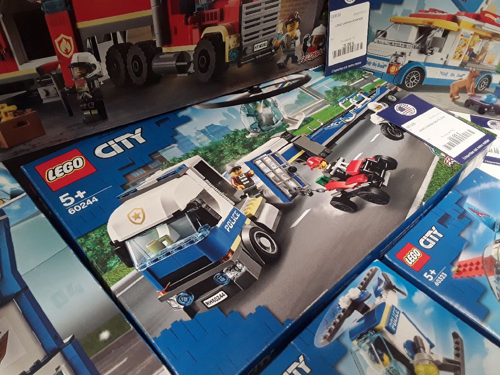 LEGO CAMION DE POLICE 