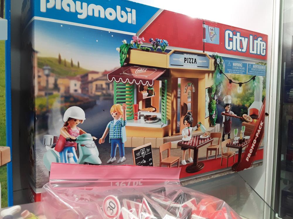 PLAYMOBILE PIZZERIA 