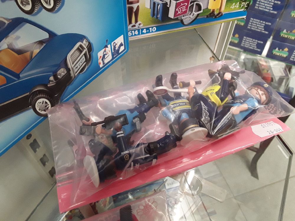 PERSONNAGE PLAYMOBILE POLICE 