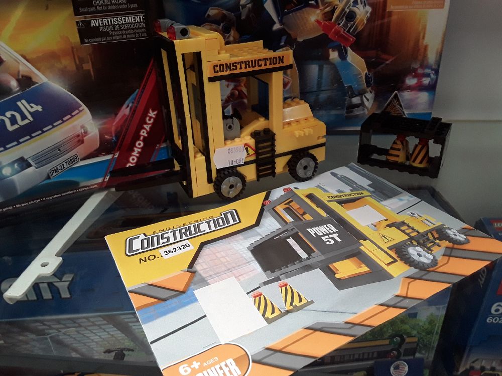 PIECES DE CHANTIER LEGO 