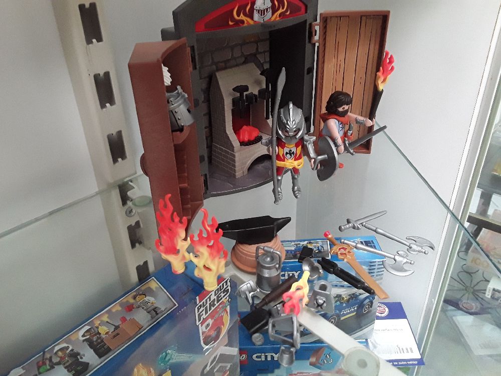 PLAYMOBILE CHEVALIER 