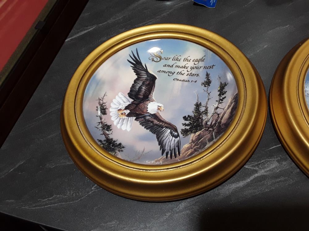 ASSIETTE PORCELAINE FRANKLIN AVEC ENCADREMENT BOIS 