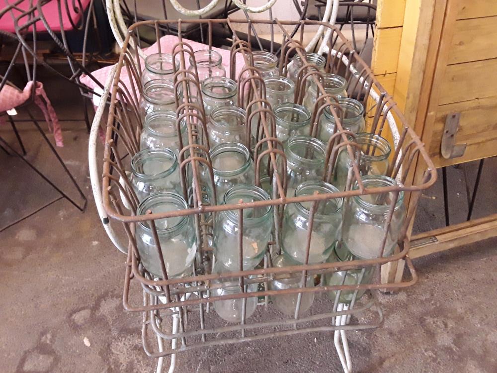 PORTE BOUTEILLES EN FER AVEC POT EN VERRE DECO VINTAGE 
