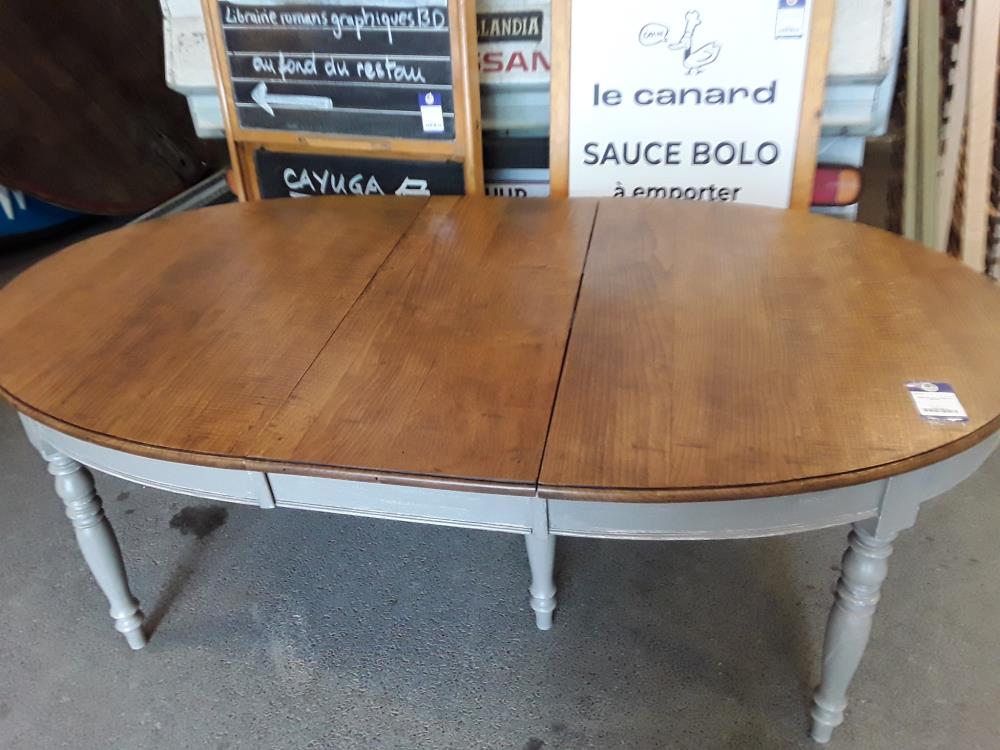 TABLE EN CHENE QUARTIER PATINEE 