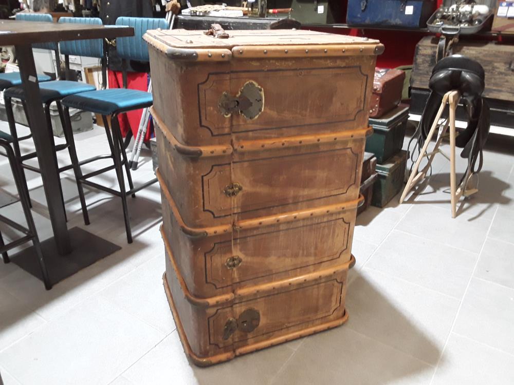 MALLE DE VOYAGE DECO 