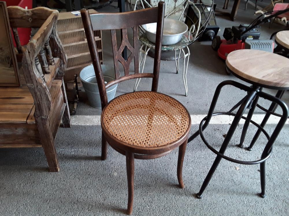 CHAISE THONET DE CAFÉ