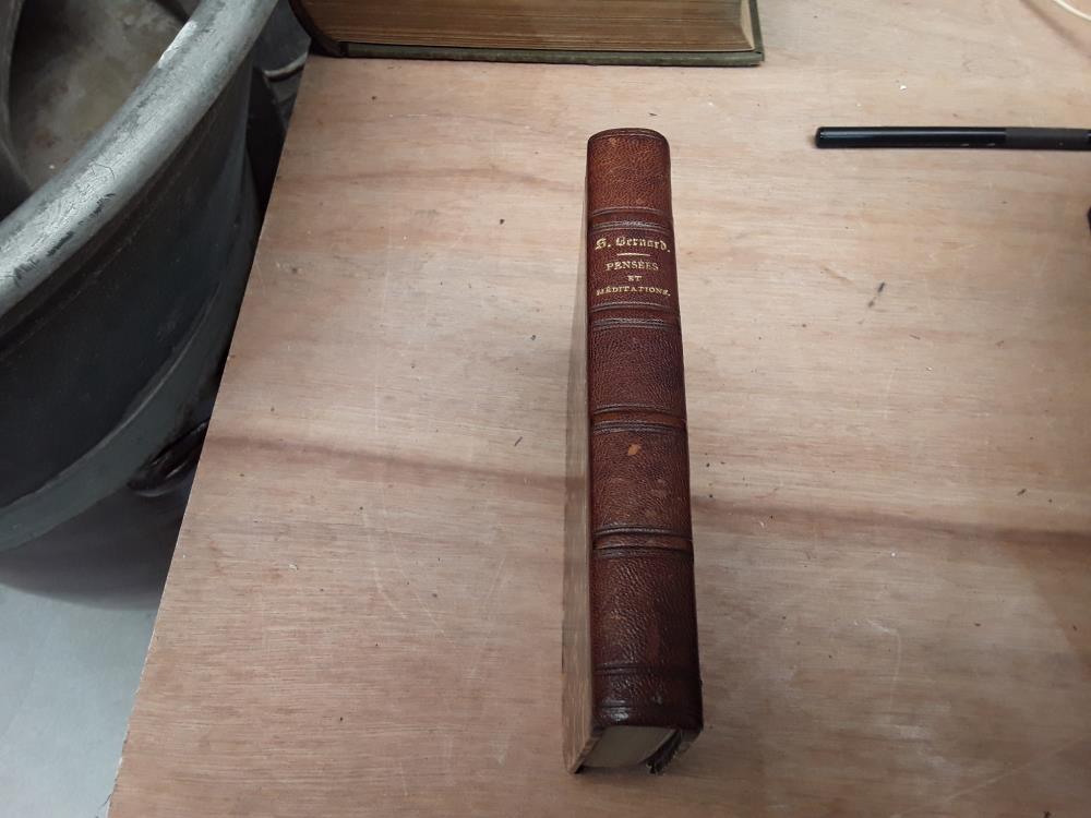 LIVRE ''PENSÉE ET MÉDITATIONS'' 