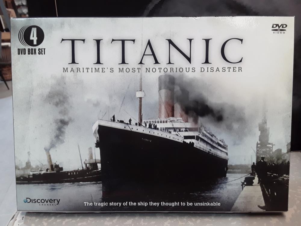 COFFRET TITANIC DISCOVERY