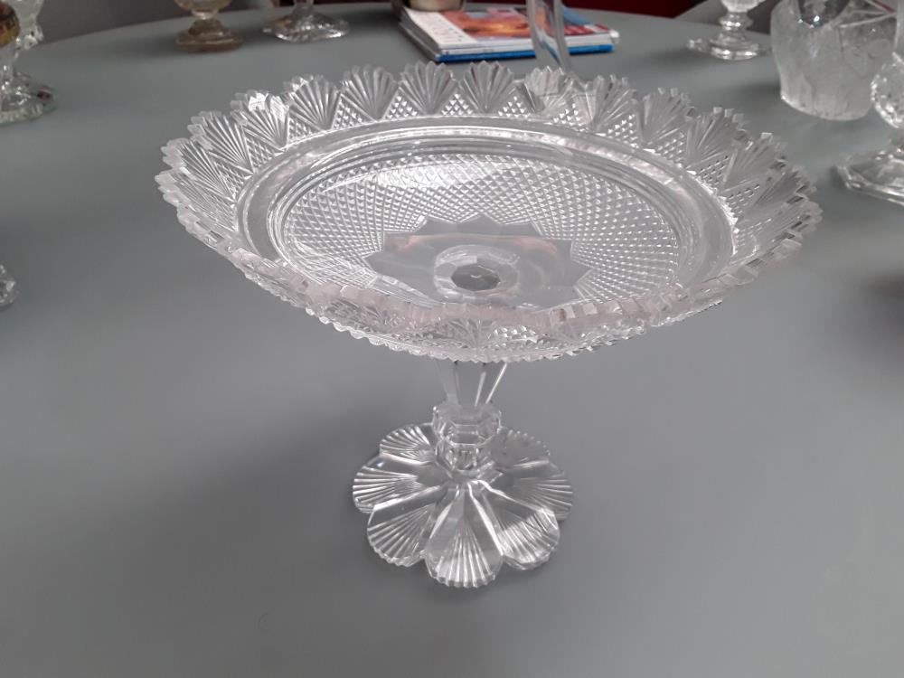 PLAT À BISCUIT EN CRISTAL FIN 19EME 