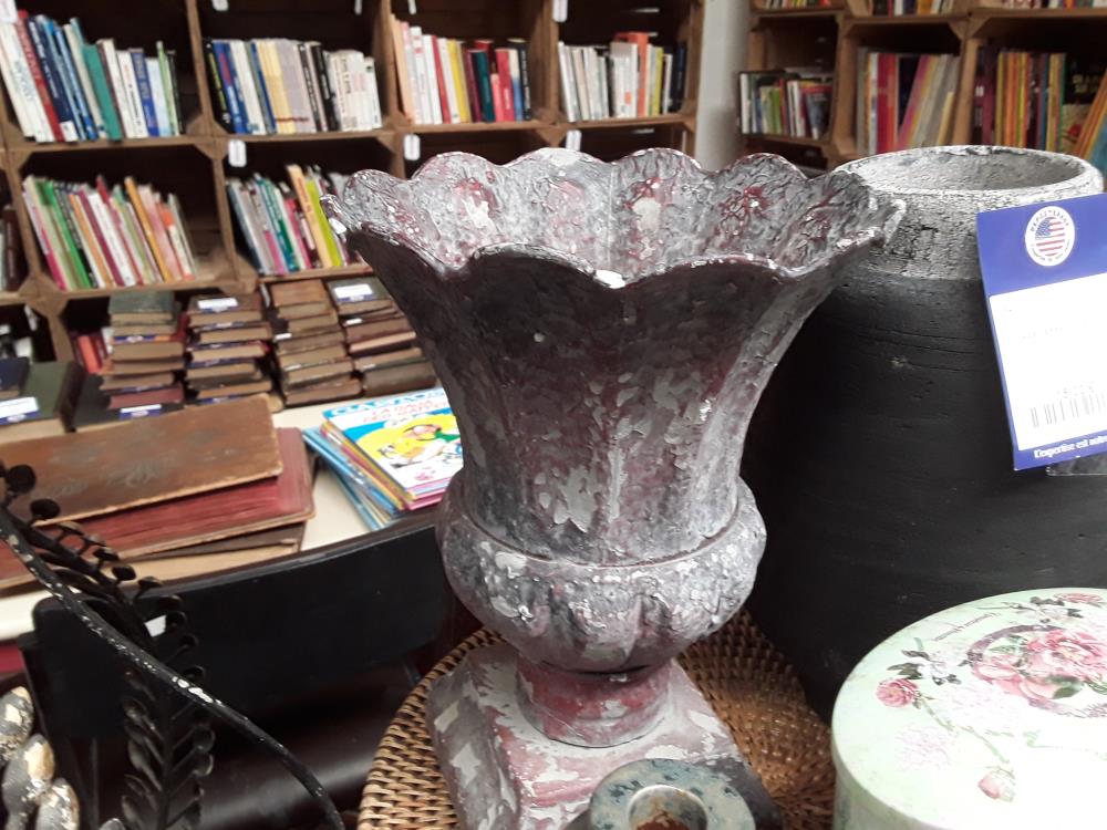 VASE BORDEAUX VIEILLE 