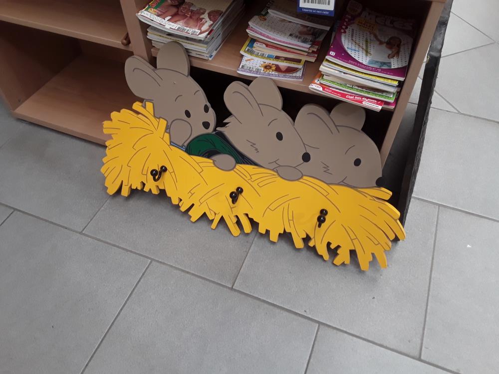 PORTE MANTEAUX ENFANT 