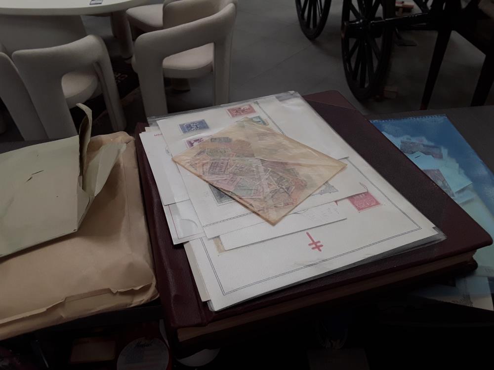 COLLECTION DE TIMBRES 