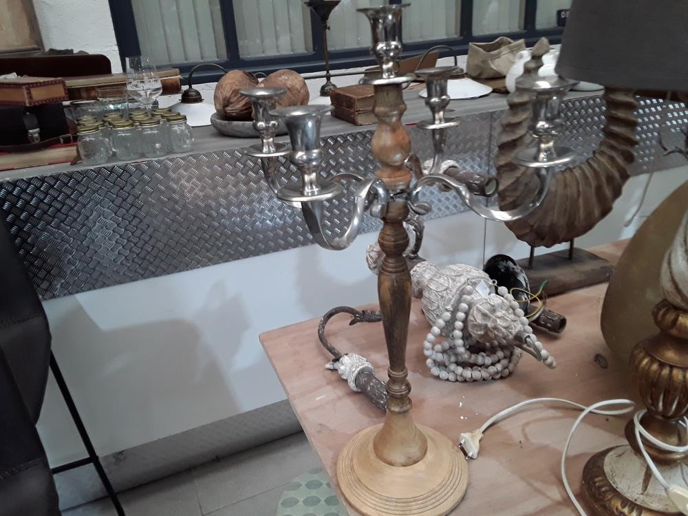 BOUGEOIR CORPS EN BOIS DECO 