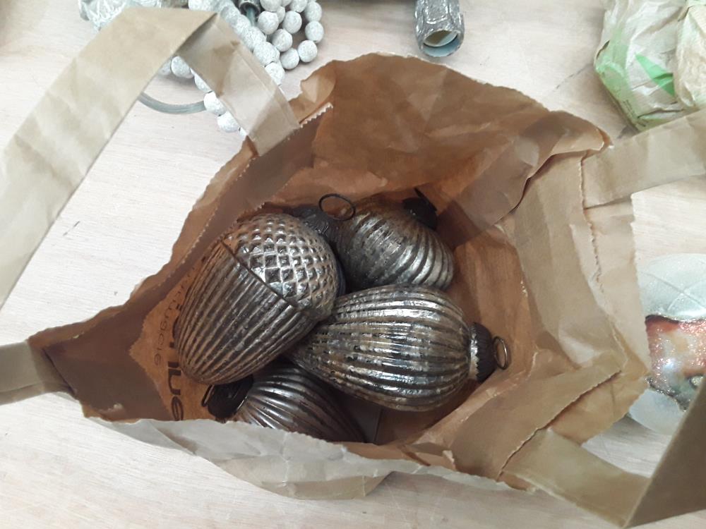 LOT DE BOULES EN VERRE Q5 