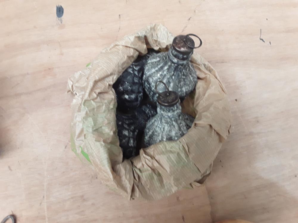 LOT BOULE EN VERRE NOIR Q4 