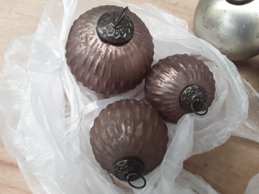 LOT DE BOULES EN VERRE CHOCOLAT Q3