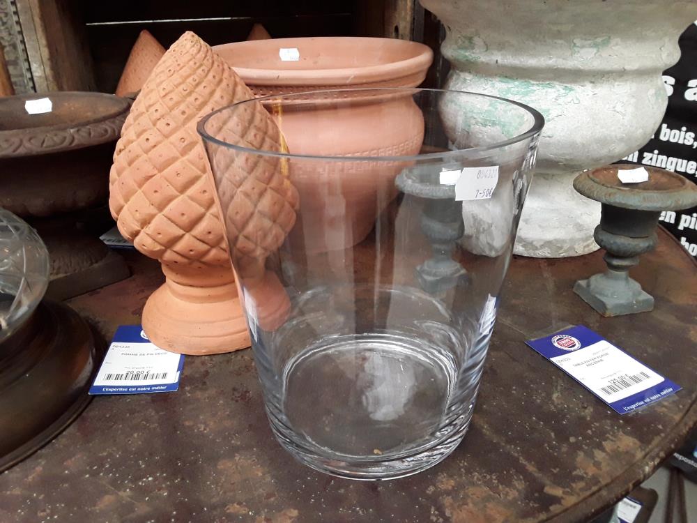 VASE EN VERRE 