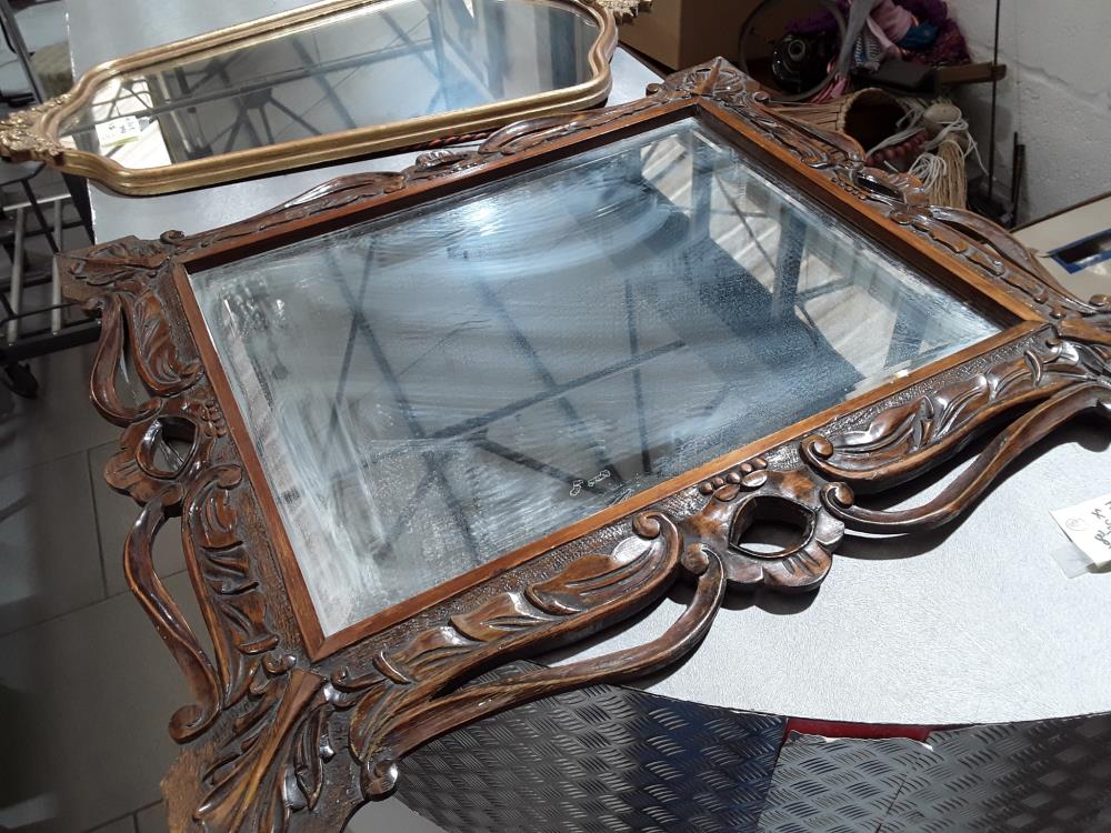 MIROIR SCULPTÉ EN BOIS 