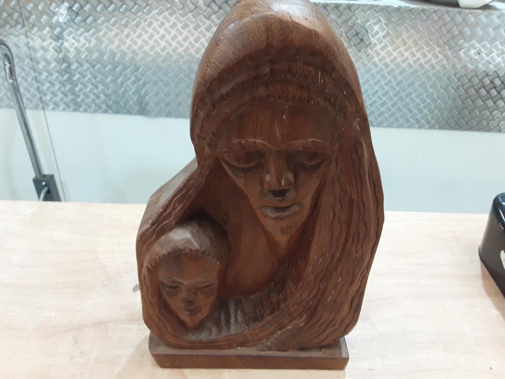 VIERGE EN BOIS 