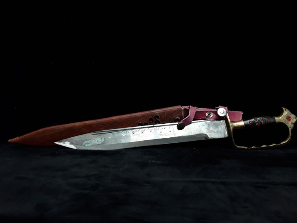 COUTEAU NORD AFRICAIN 