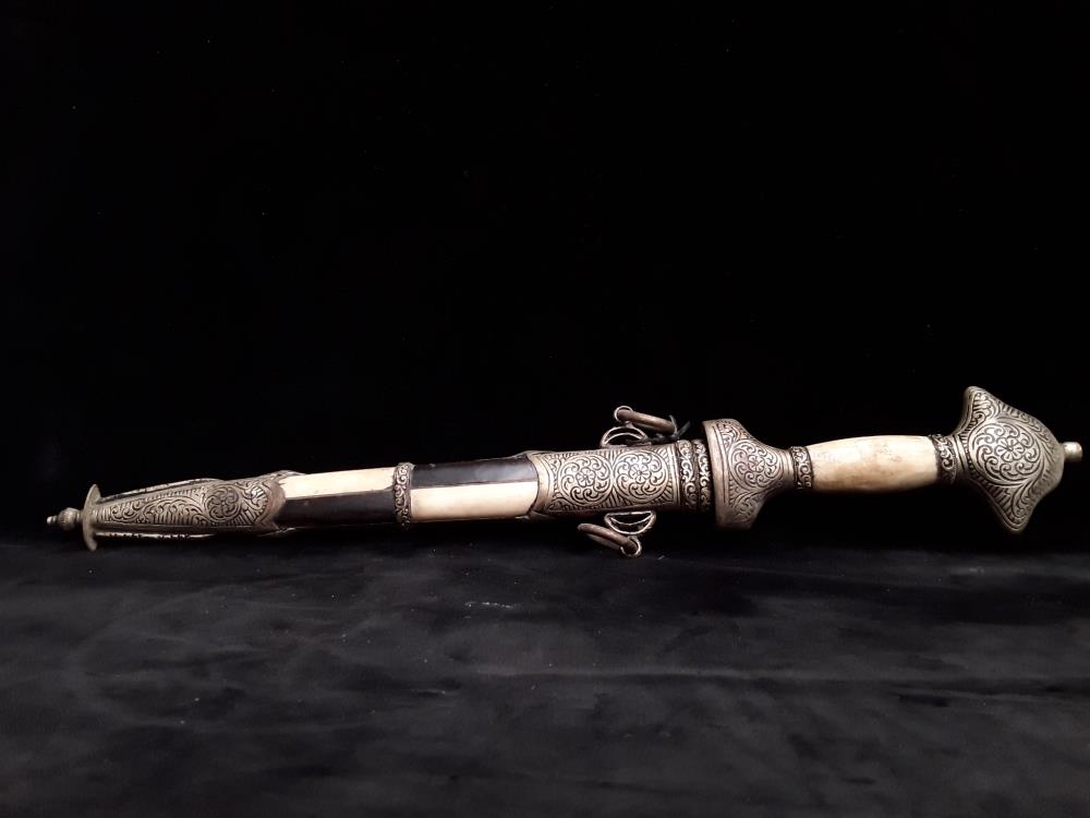 COUTEAU NORD AFRIQUE 