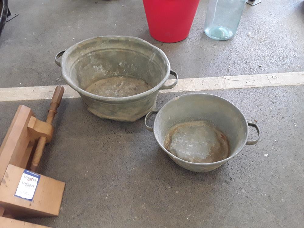 BASSINE 