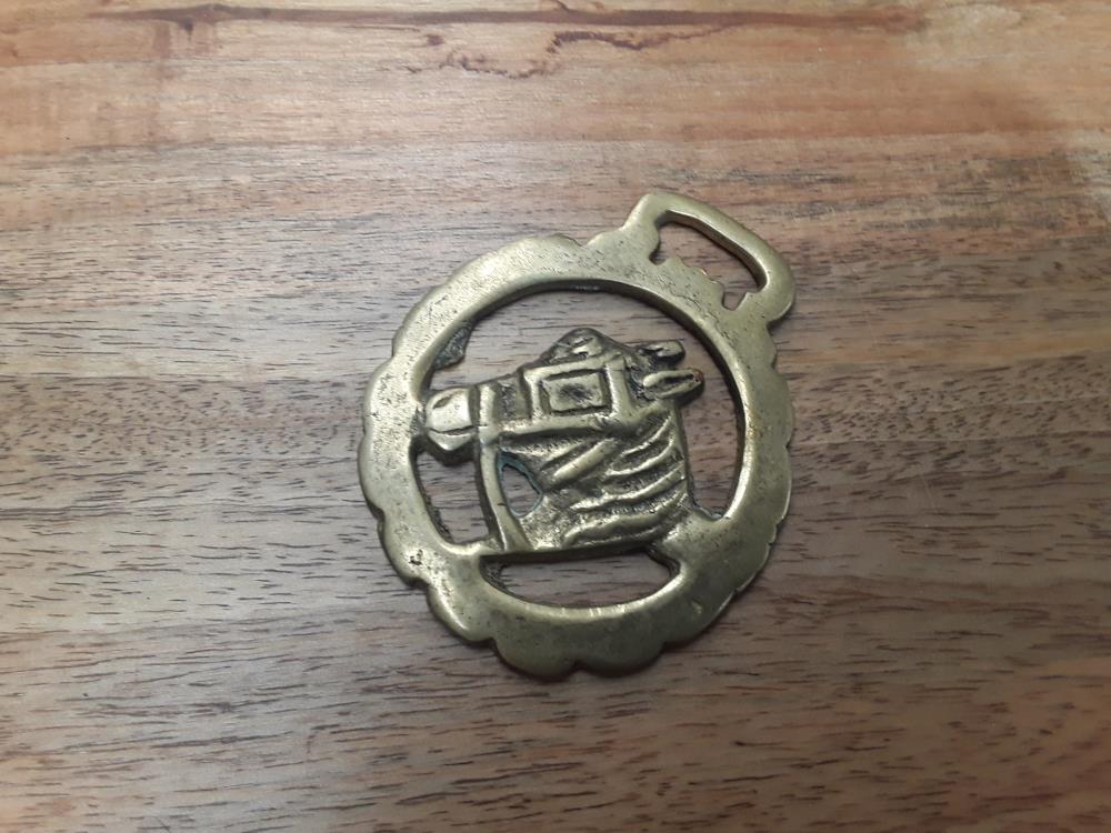 ORNEMENT MARTINGALE SELLERIE CHEVEAUX PORTE BONHEUR 19EME ET AVANT