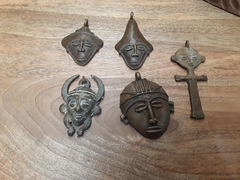 MASQUE AFRIQUE COLLIER ETHNIQUE ANCIEN DEBUT 20EME