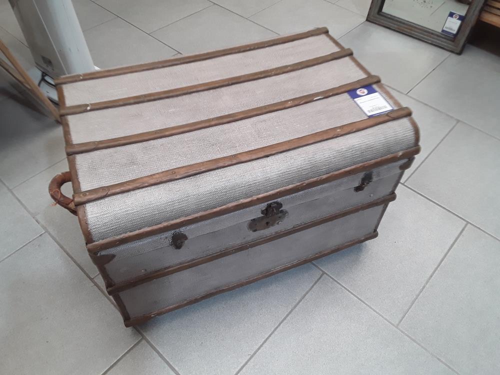 MALLE DE VOYAGE EN TOILE 