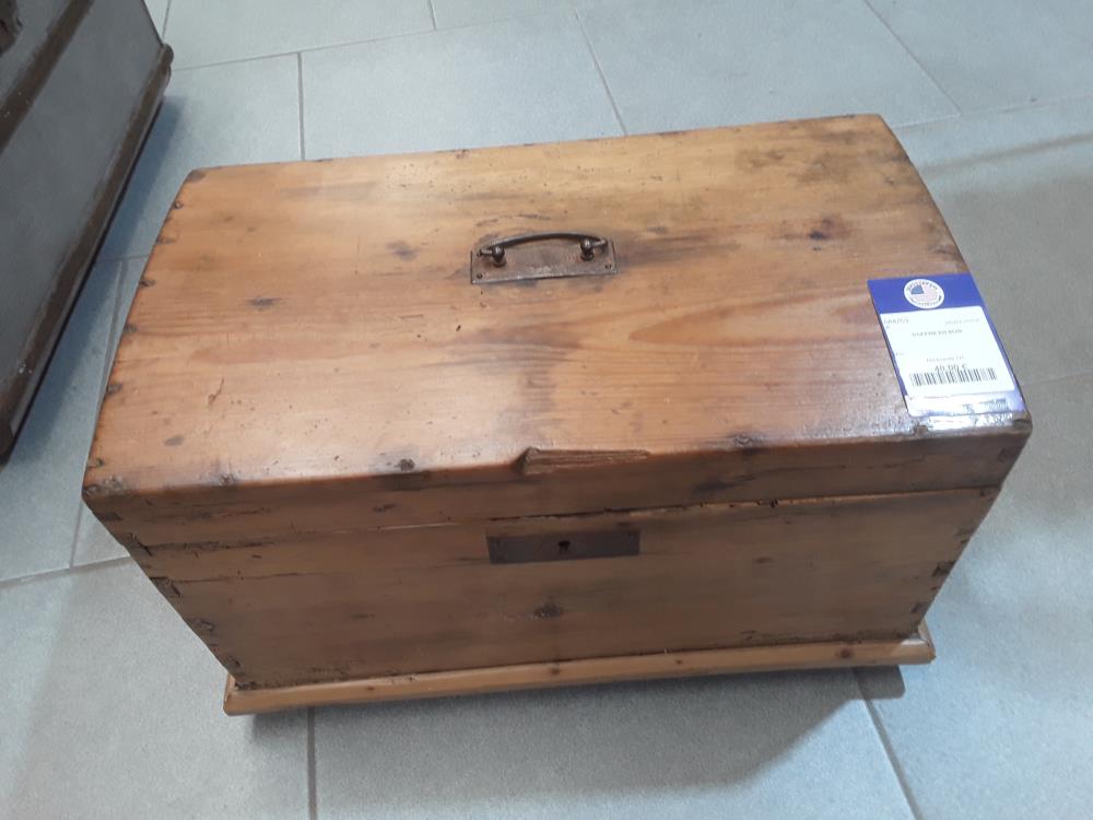 COFFRE EN BOIS 